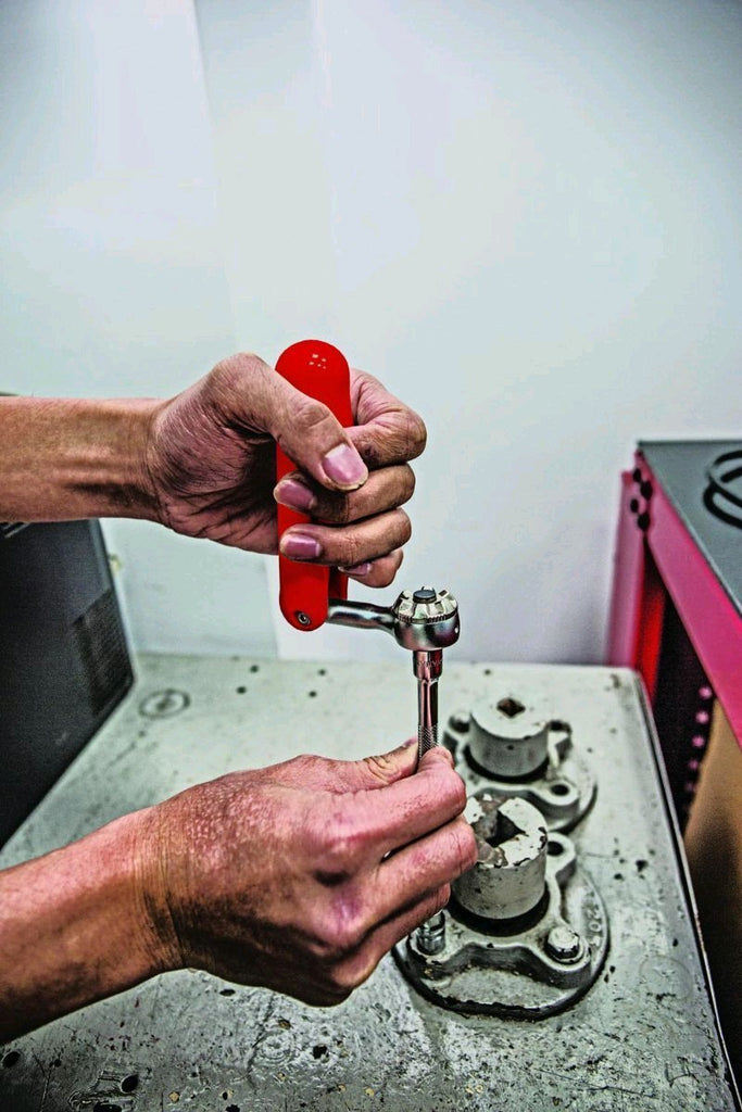Proferred TINY BONE S39001, LITTLE NAME - BIG TOOL!